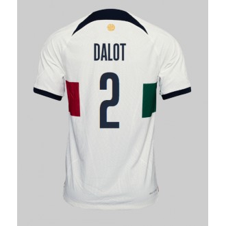 Portugal Diogo Dalot #2 Borta Kläder VM 2022 Kortärmad